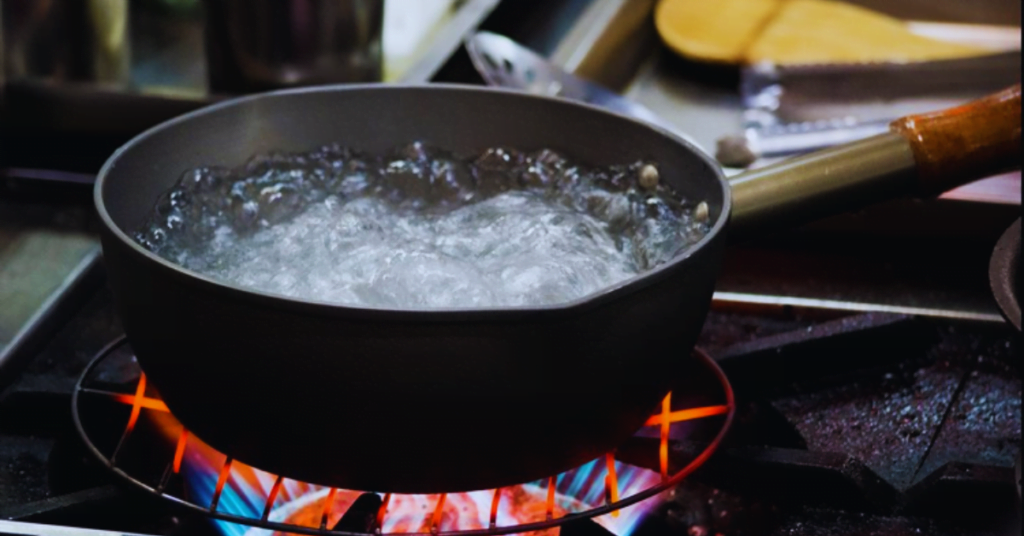 Die Wissenschaft Hinter Hexagonalem Wasser Kochen